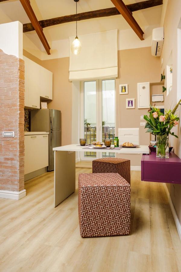 Vicky'S Luxury Guesthouse Nápoly Kültér fotó